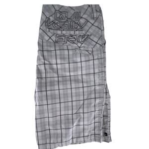 Quicksilver Estilo Plaid Shorts Chino Relaxed Grey Plaid Size 40